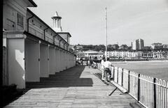 East Side Hastings Pier 1977